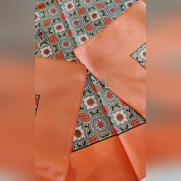 Liberty of London Vintage Silk Scarf Vibrant - Picture 11 of 12